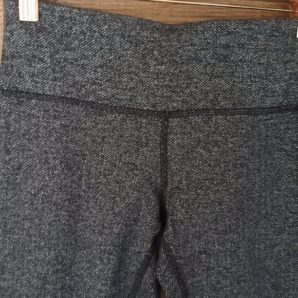 Lululemon Wunder Under Herringbone Crop Size 4 - Picture 5 of 6